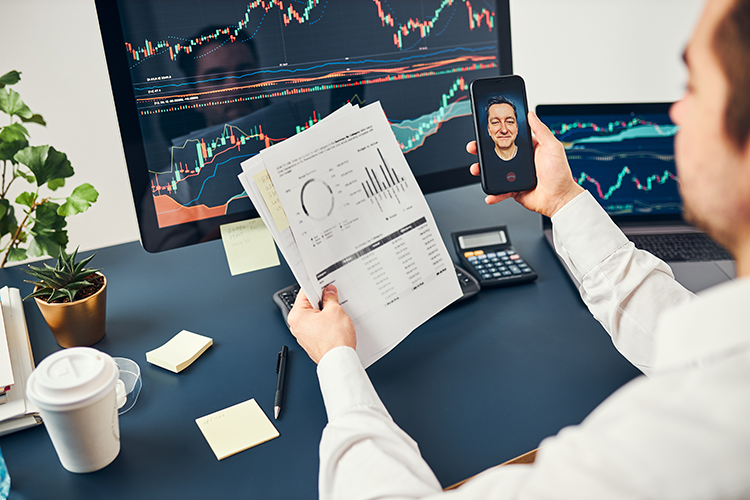 Cryptocurrency Investment Strategies: Maximizing Returns in a Volatile Market