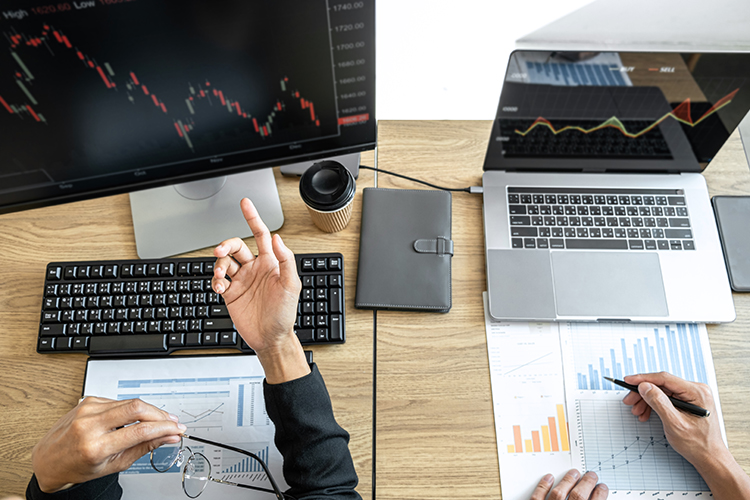 Swing Trading: Strategies for Capitalizing on Short- to Medium-Term Market Movements